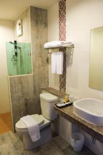 Peak Boutique City Hotel Krabi - 7