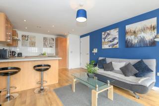 Central Leeds Hub - Ideal for Couples Families - Pass the Keys - 2