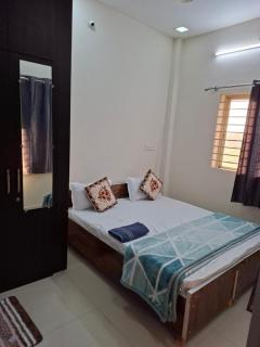 Yoursnest Homestay - 1