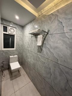 Sky ale Nainital 4BhKmountenvila - 7