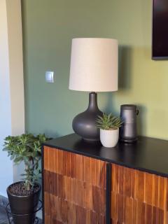 Stylish Central Apartment - 4
