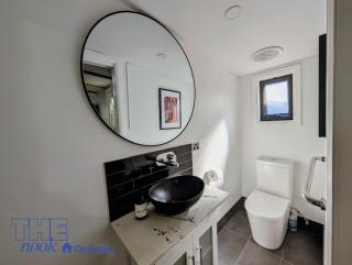 The Nook on Raglan - 6
