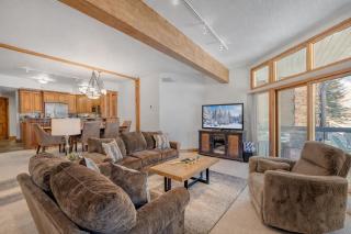12 C Powder Run condo - 9