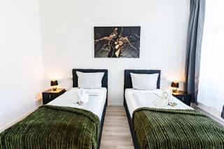 Modernes Apartment für 5 Personen mit Privatüarkplatz - Wlan und Kaffeevollautomat - 1