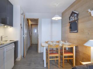 Appartement rénové au pied des pistes avec balcon - FR-1-181-1972 - 1