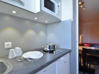 Studio divisible rénové au pied des pistes avec balcon - FR-1-181-2389 - 2