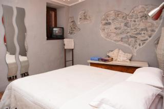 Nidodirocco relaxation and fabulous landscapes and lake - 1