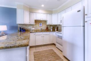 10 D, One Bedroom Condo - 7