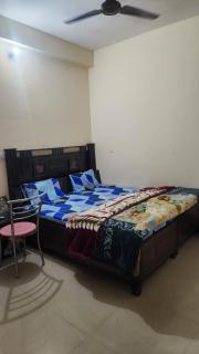 Krishna guest house - 1