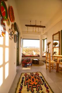 Cozy Farm Getaway with Stunning Views & Animals - 7