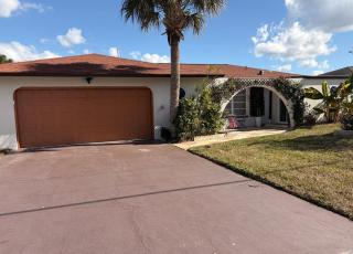 Sunshine house on the canal - 8