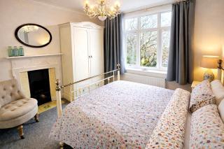 Tegfryn (Sleeps 8), 5*, Sea View, Borth y Gest - 3