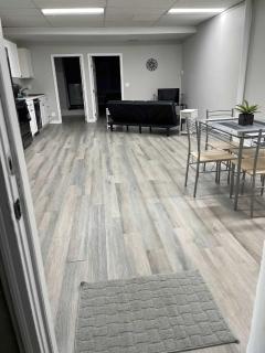 Private Apartment in Southbury 102 - 6