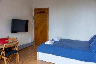 Studio apartment next to Highgate tube station - 6