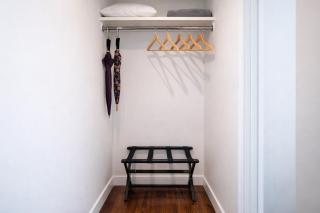 Artsy Hidden Gem ll -Free Parking --- - 3