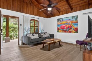 Casa Pura Vida 2bd Tropical Paradise 6min Walk To The Beach Activity Amenities Included - 1