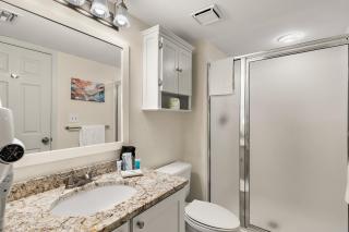 2 Bedroom Newly Remodeled Beachfront Condo, Destin - 1