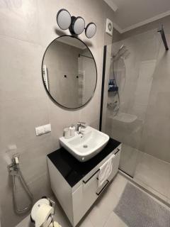 Modern 2-room apartment and FREE Parking, Maurer Residence - 2