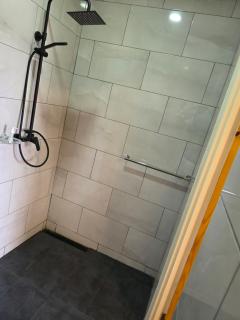 Modern 2-Bedroom Apartment in North Paramaribo - 1