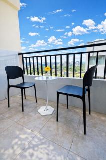 Nairobi City Studio with Washing Machine & Balcony 5 minutes to Parklands & Westlands - 7