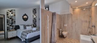 La Perle studio avec kitchenette et jacuzzi - 7