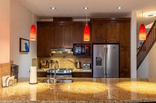 Luxurious 901 Condos by Fernie Central Reservations - 2