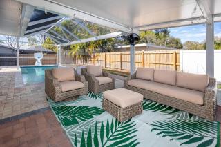 The Azure Villa 5br 3.5 bath heated pool hot tub - 5