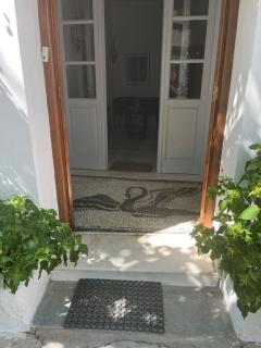 The Studio Apartment at Aegean House - 8