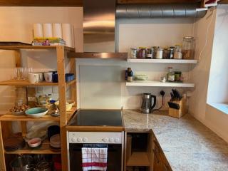 Central Private 2-Bedroom Apartment in Schwyz - 4