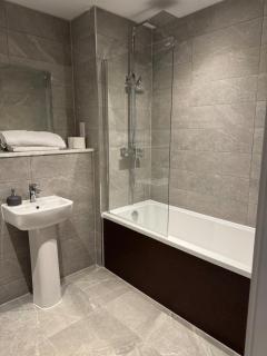 Luxury City Apartment Manchester With Gym & Parking - 6