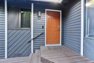 Portland Retreat with Fenced Yard - 6