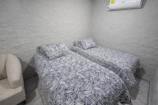 Apto en Santa Ana con AC - 9