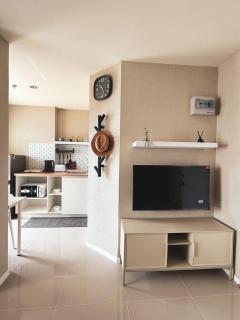 Lumpini Seaview Jomtien Pattaya 10F - 4