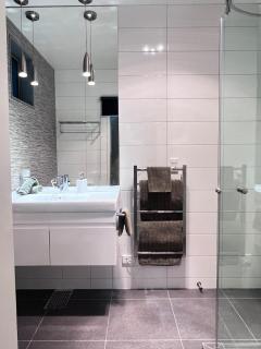 Mountain Garden & Spa retreat - 8