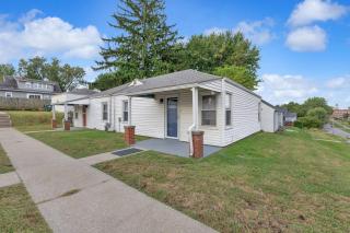 Pony Express 1BR | Pets OK + Laundry | Blue Door - 7