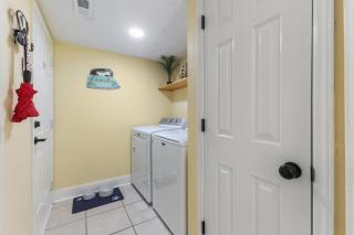 Wrens Cozy Nest Renovated Home and King Suite - 5