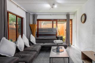 City Retreat Safari Sunninghill - 4