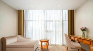 Vienna Hotel Guangdong Dongguan Humen High-Speed Railway Station - 1