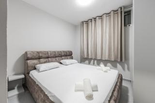 Seaview Apartment in the Center of Saranda - Sarandë - 4