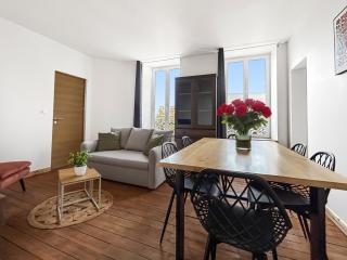 Appartement moderne et lumineux avec parking privé - 1