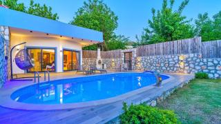 Üzümlü 1 bedroom secluded villa with private pool hot tub - 7