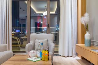 7 Star Apartments - 8