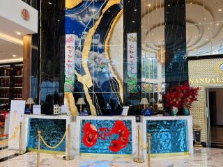 SANDALS AQUILA HOTEL - 9