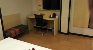 7 Days Premium·Huanggang Walking Street - 4