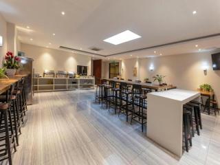 IU Hotel Wujiang Huadong Business City Tongli - 9