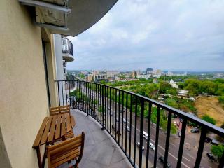 AVENUE APARTMENTS-Volare - 1