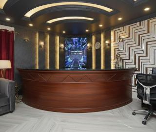 Hotel Saffron Suites Near By International Delhi Airport - 2