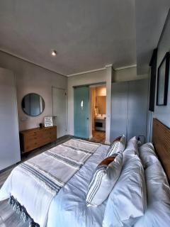 Menlyn Maine Apartment - 738 at Maine - 6