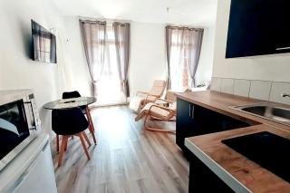 Apt 7, 2ème étage, Studio de 24 m2 avec terrasse plein sud, - 1
