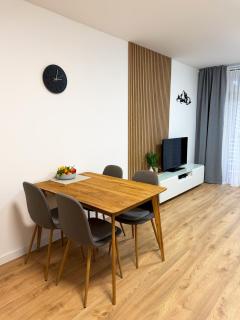 Luxury New Apartment in Harrachov Center with Garage, Ski Storage and Slope View - 3